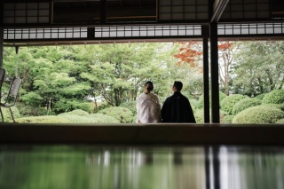初夏の日本庭園で優雅な時間を...｜白無垢＆ウェディングドレス◇スタジオ◇丈山苑