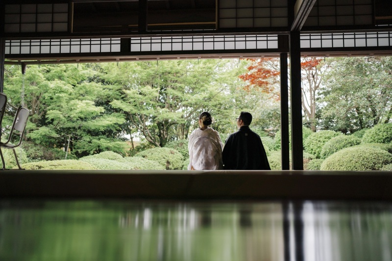初夏の日本庭園で優雅な時間を...｜白無垢＆ウェディングドレス◇スタジオ◇丈山苑