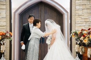 ご家族様に感謝を伝える！｜ウェディングドレス◇スタジオ◇挙式