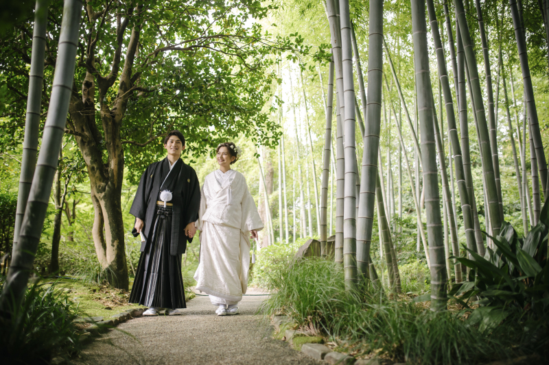 PHOTO WEDDING FLEUR_庭園で撮影できる