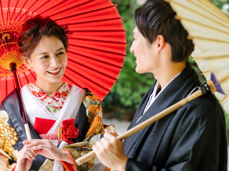 タキシードや和装も追加料金なし