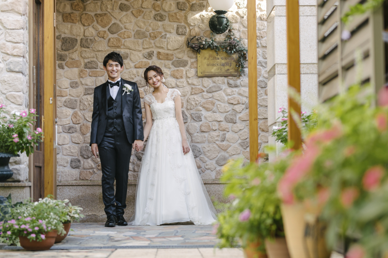 《オンライン相談限定/アルバム特典》洋装1着/スタジオ◇50カット全データ&10Pアルバム付き