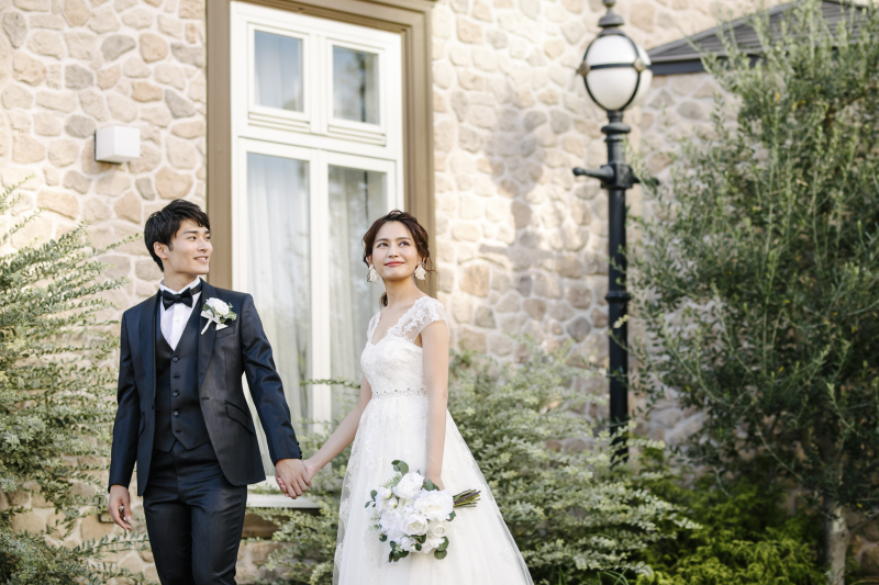 《オンライン相談限定/アルバム特典》洋装1着/スタジオ◇50カット全データ&10Pアルバム付き