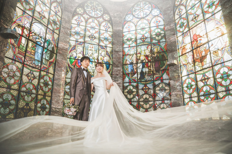 ステンドグラスから撮影スタート！