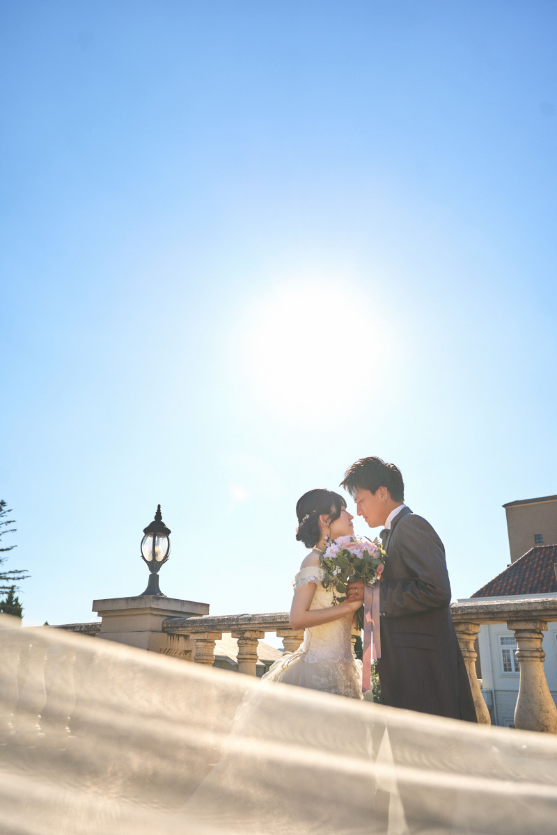 屋上でお鼻をチョン！