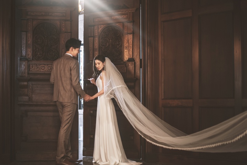 チャペルの大扉