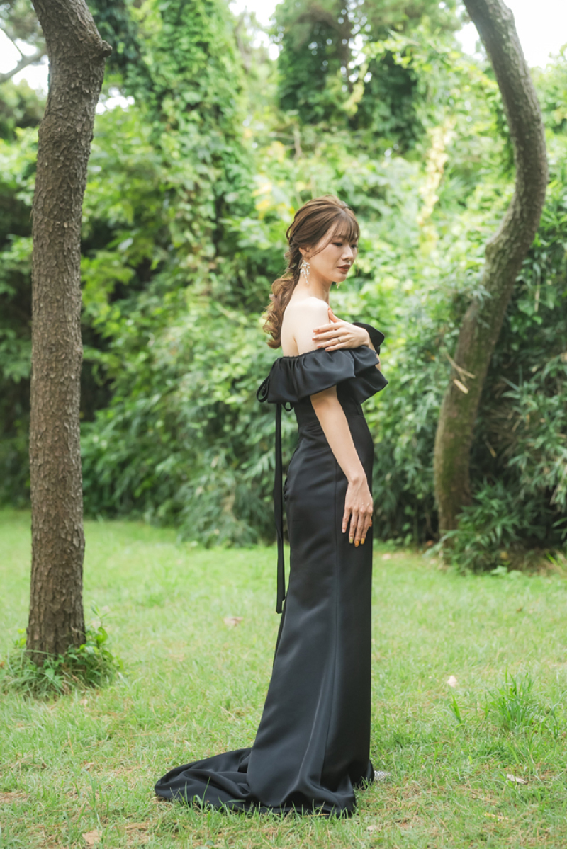 ブラックドレス