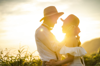 城ヶ島で綺麗なサンセットの光で