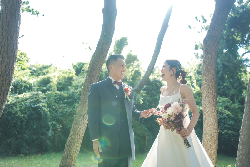 木漏れ日の中で