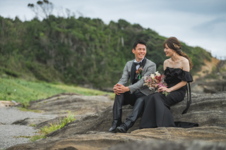 ブラックドレスで