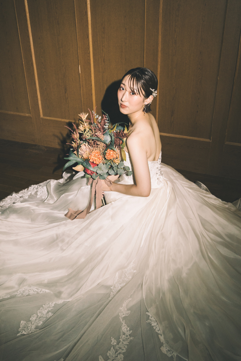 ブーケや靴　ネックレス　ティアラなども