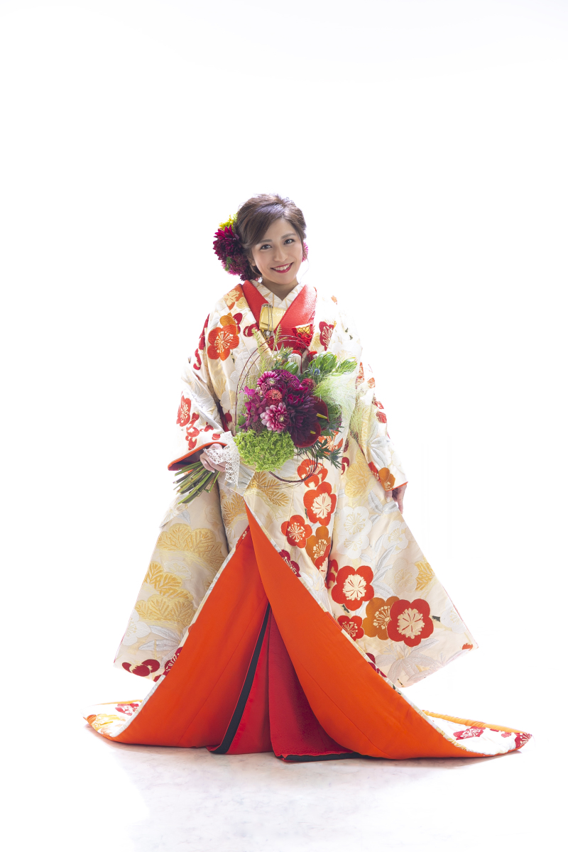 Shirafuji Photo Wedding_衣装の試着ができる