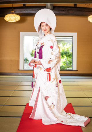 白無垢（赤刺繍）