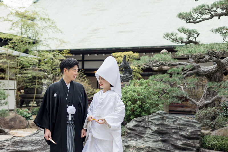 見つめ合うおふたり