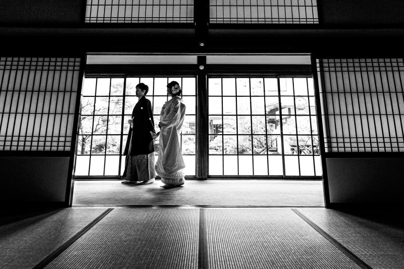 会場から見る新郎新婦様のお姿