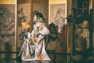 引き振袖で和モダンショット♪