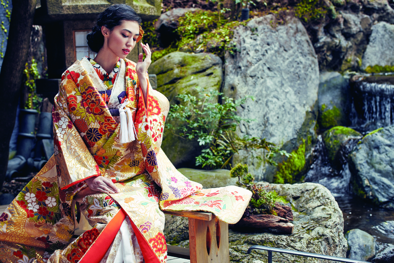 天満宮会館スタジオ【大阪天満宮】_衣装の試着ができる