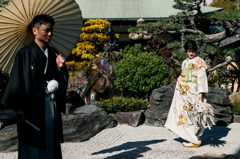【こだわりフォトプラン】「梅花殿」挙式フォト&日本庭園&境内・周辺ロケーションフォト【引き振袖+アルバム付き】