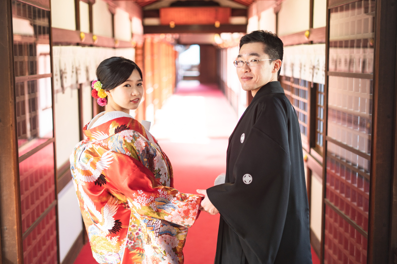 国の登録有形文化財の神殿「梅花殿」で撮れる!挙式フォト&日本庭園フォトプラン【色打掛+アルバム付き】