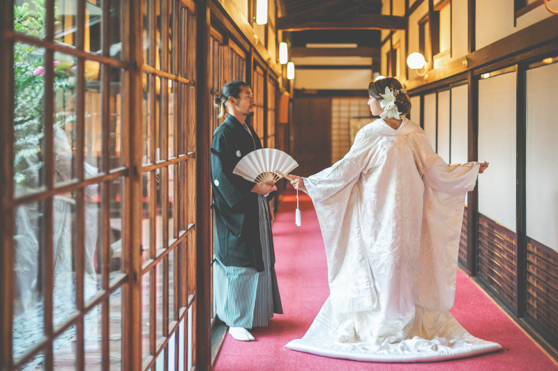 国の登録有形文化財「梅花殿」で撮影!挙式フォト&日本庭園フォトプラン【白無垢+綿帽子】~白無垢で挙式もお庭も♪~