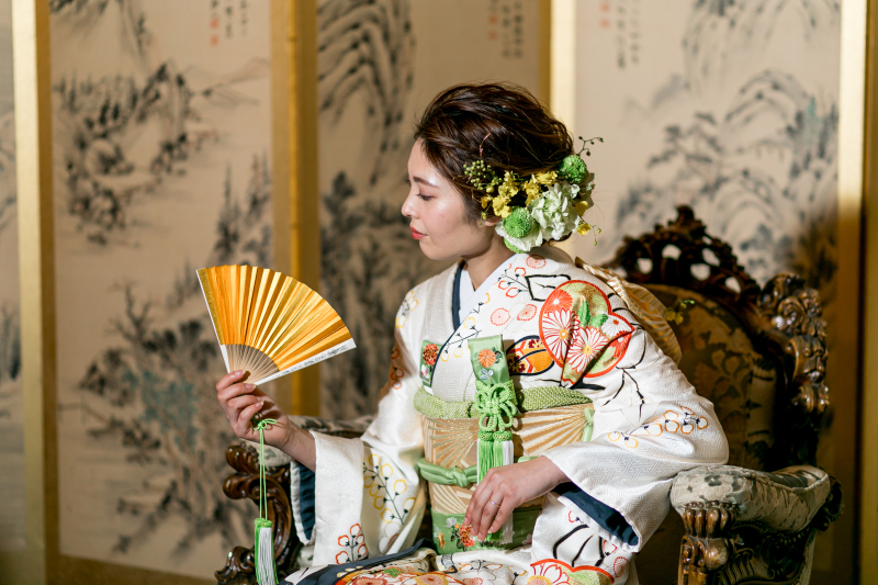 日本庭園フォトプラン【引き振袖+アルバム付き】~衣装を引き振袖にグレードUPに加え、アルバムも付いてくるプランです~