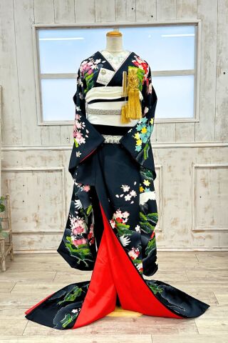 黒古典　※引き振袖【+10,000円】