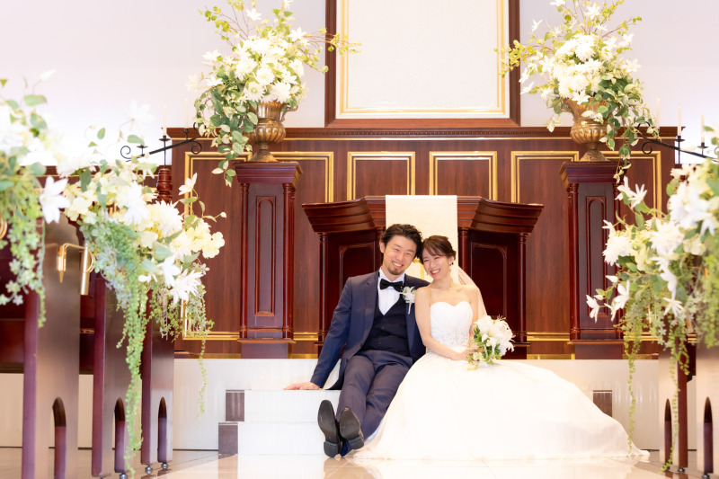 フォトウエディングならではのポーズで