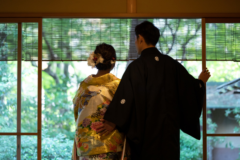 庭園を眺めながら