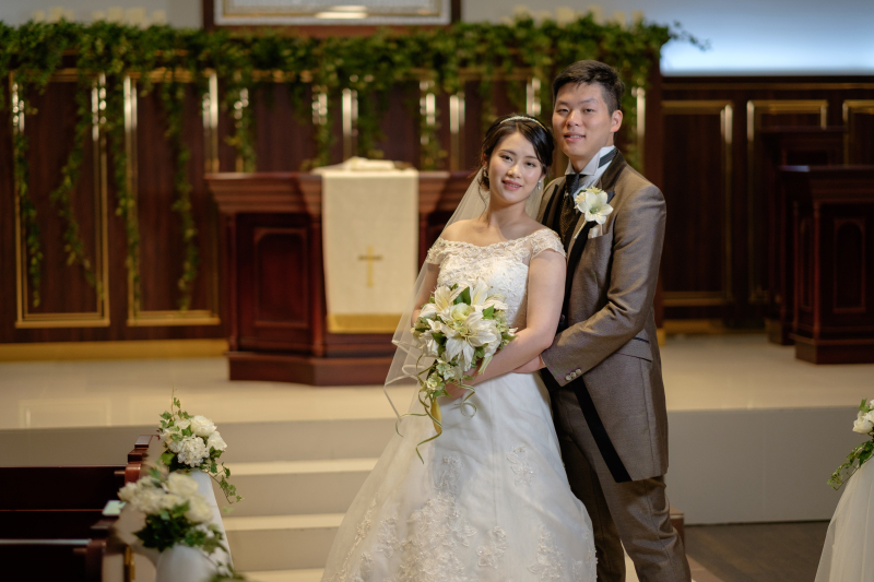 大聖堂チャペル　ウェディングドレス