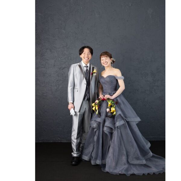 シックで大人な背景でツーショット！