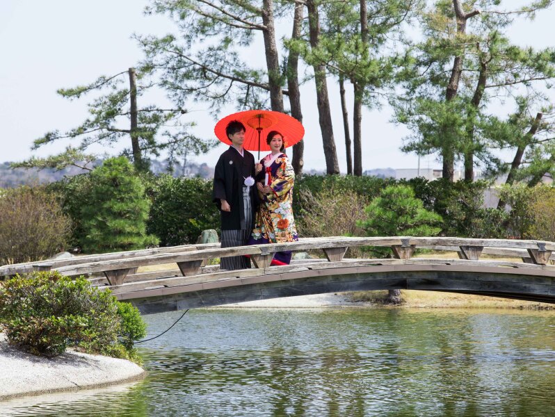 色打掛に掛け替えて