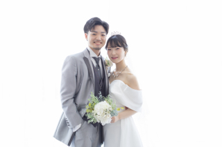 2月末迄土日UP¥22,000無料!】スタジオドレスプラン(全データ50カット付き)