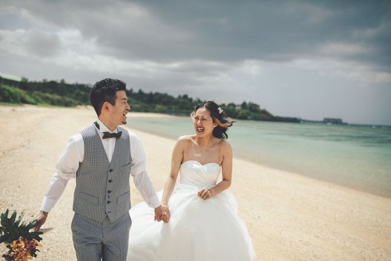 7月末まで成約限定！海ロケーション撮影【洋装】◎132,000円&rarr;99,000円