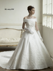 ウェディングドレス