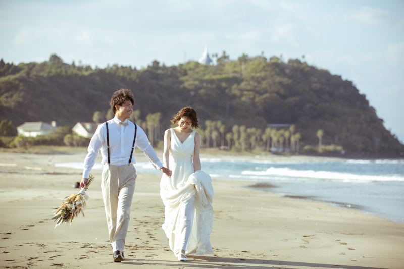 ここのロケ地はブライダルで行くことのない場所です。他の撮影隊とも会うことも少なく、観光客も少ないのでリラックスして撮れるかも。この奥にはとっておきの場所があるのですよ☆おすすめ撮影時間は午後