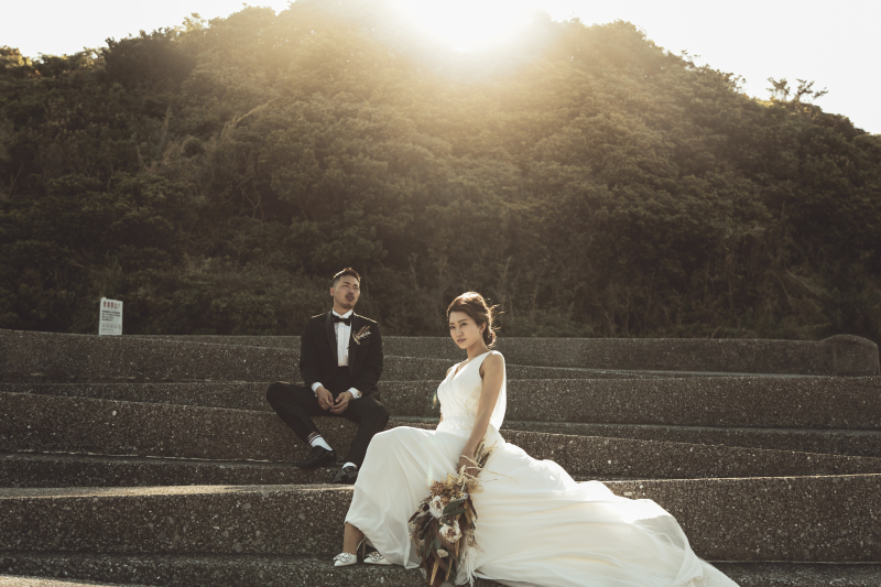 【秘密のロケ地プラン】お二人らしい自然体な写真を残しませんか?(海ロケ・衣装・データ付き)