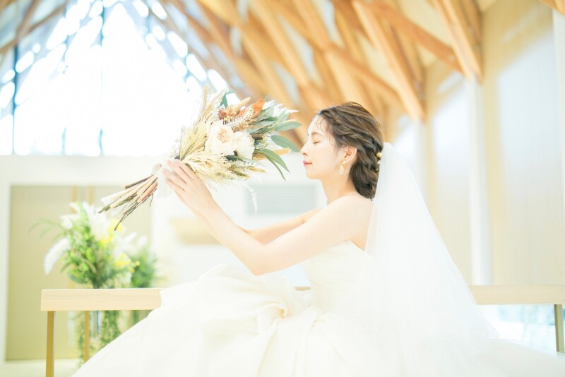 【チャペル撮影】洋装1着+タキシード1着プラン　約100以上の衣裳から選べる　