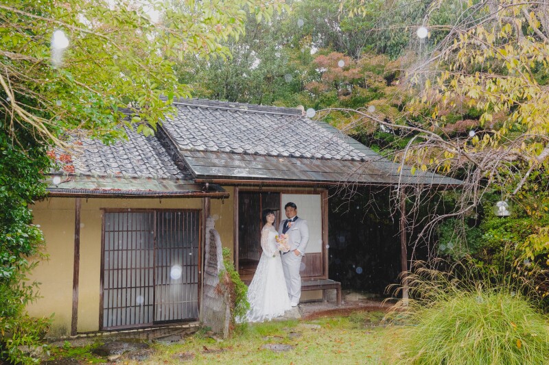 雨天の撮影も…