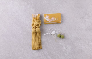 抱え小物【山吹刺繍】