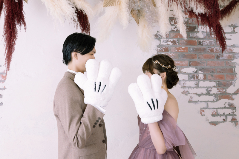 大きな手でお顔を隠して・・・