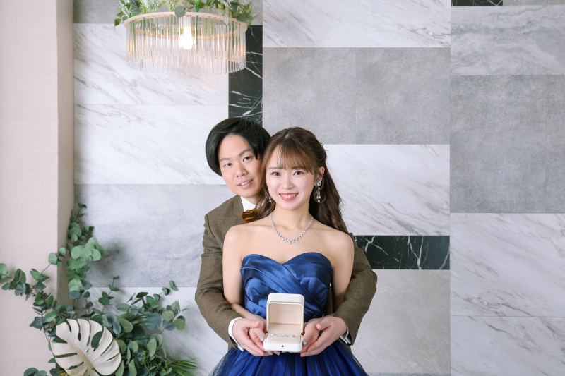 おふたりと、指輪と...