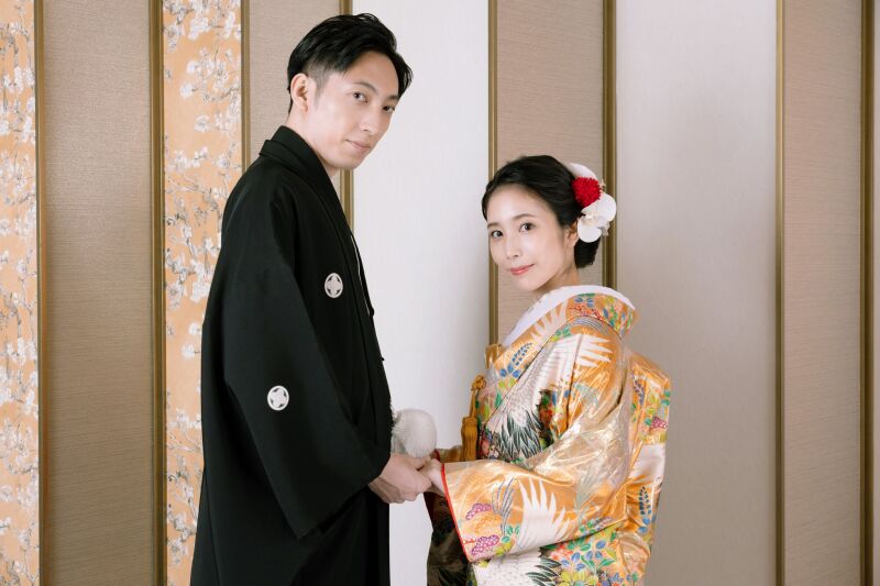 向かい合わせになって...