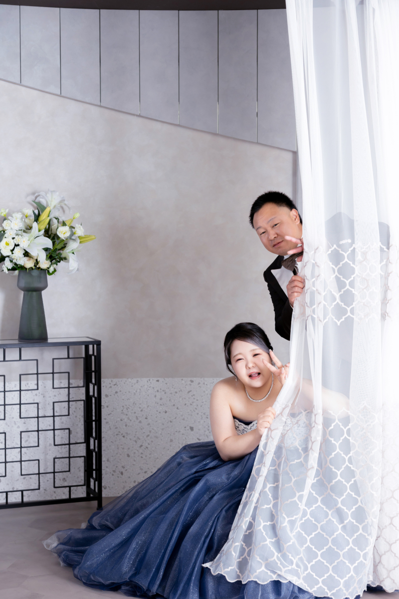 カーテン越しに★