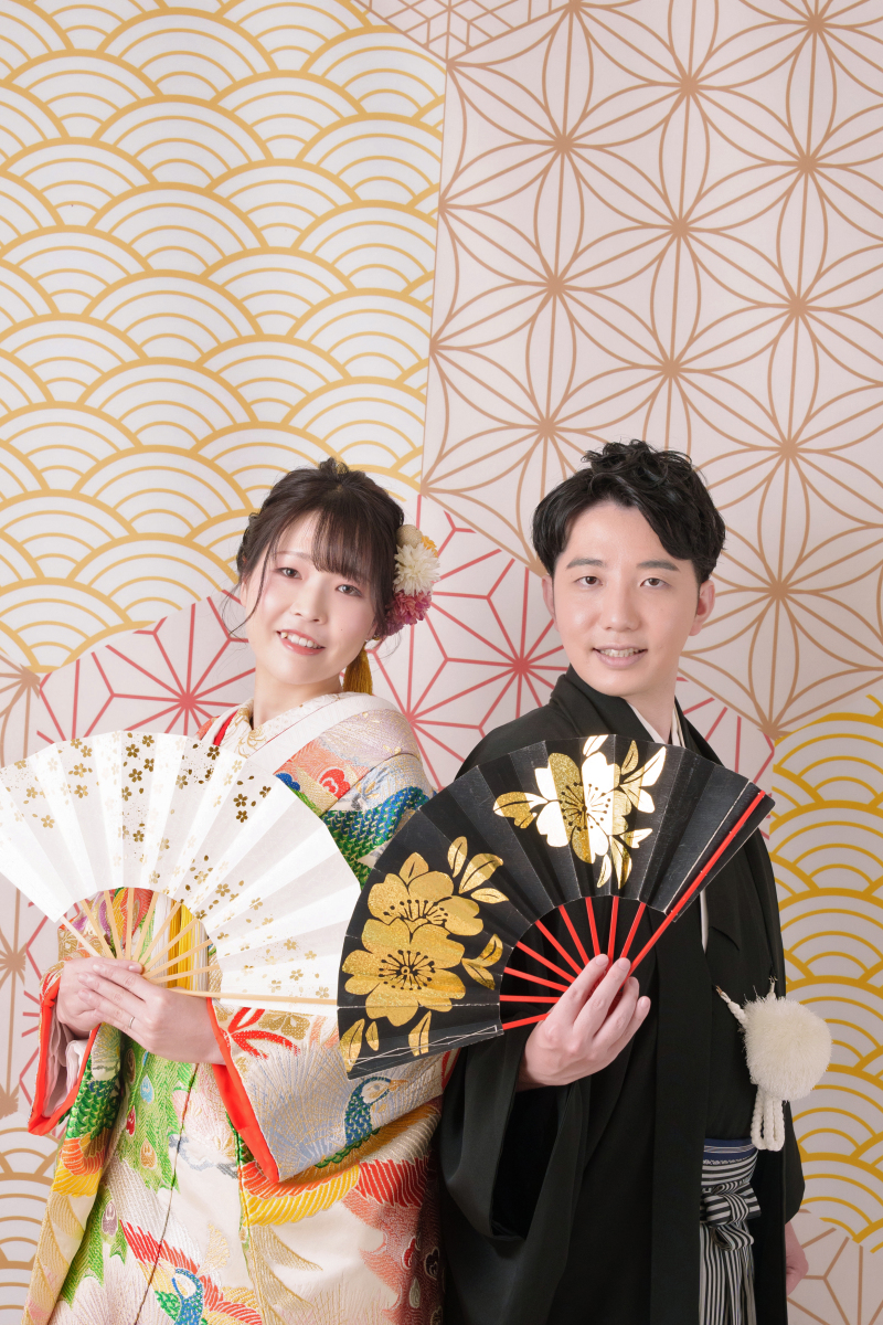 思い出の扇子を使ってご撮影☆