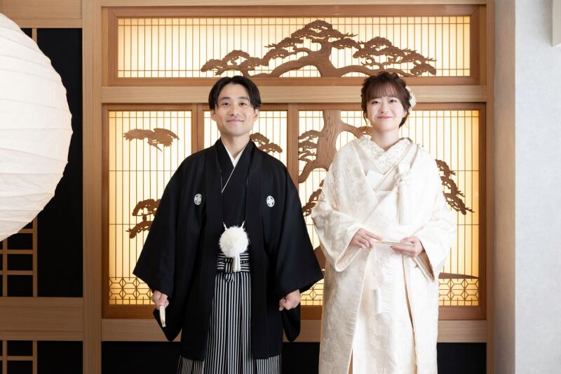 白無垢と黒白紋服で最上級のおふたりに