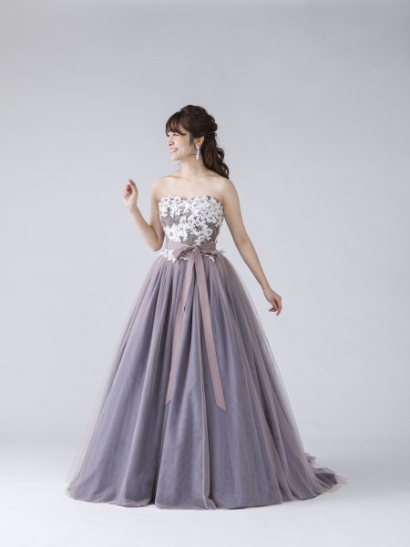 Photo Maison &eacute;crin 新宿店_カラードレスが豊富