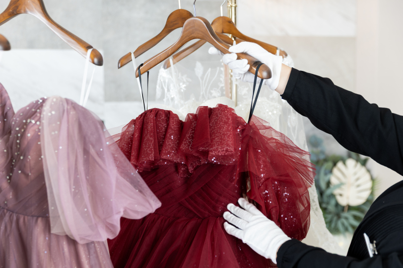 豊富なカラードレスから選べる