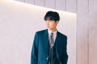 【洋装】新郎様小物チェンジ