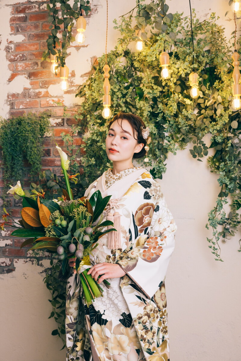 【Autumn Campaign★5万円OFF】和装洋装スタジオ撮影アルバム12P付きプラン※ペット撮影OK