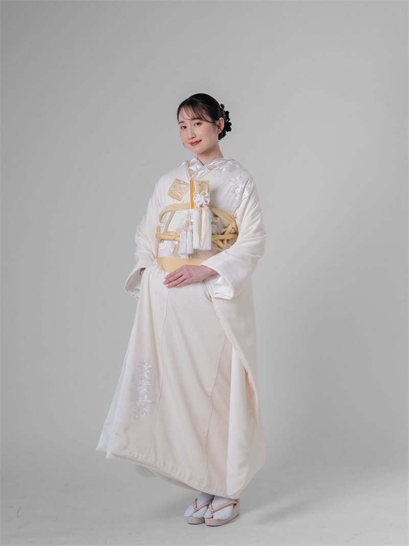 新婦 色掛下 花重ね 牡丹 